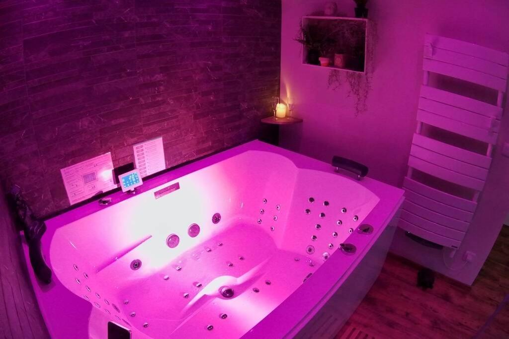SPA privatif, Hammam et Bulles, Nuits Chartraines, Chartres Extérieur photo